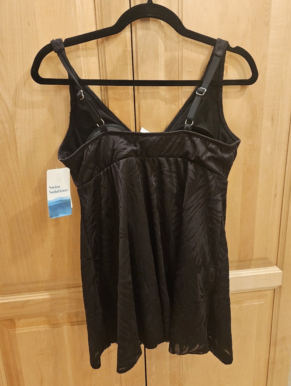 Swim Solutions Women's Tummy-Control Flyaway Swimdress Black Size 10 NWT - Picture 8 of 9